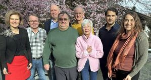 Von links nach rechts: Dr. Simone Strohmayr, Wolfgang Fetzer, Dieter Fromm, Ulrich Fetzer, Roland Mair, Barbara Wolf, Cord-Henning Hecken und Heike Heubach